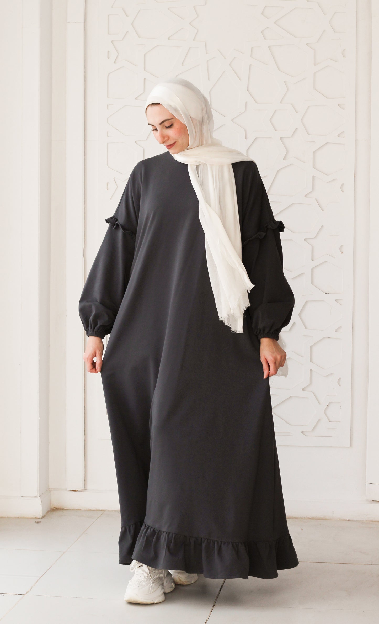 فستانك اليومي رمادي غامق