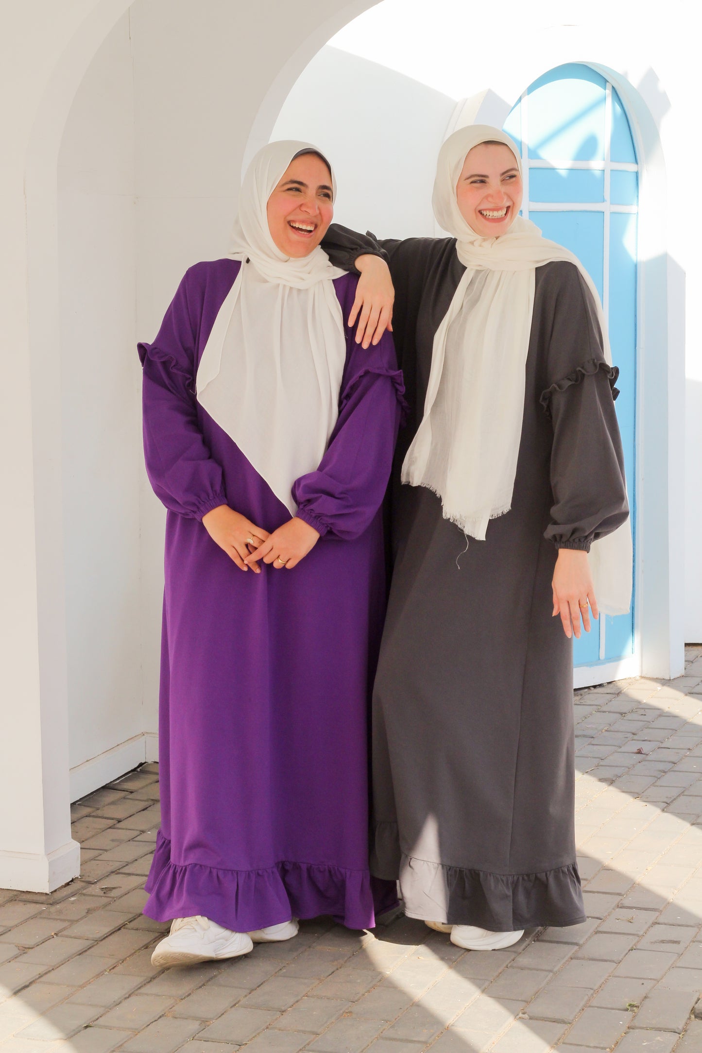 فستانك اليومي رمادي غامق